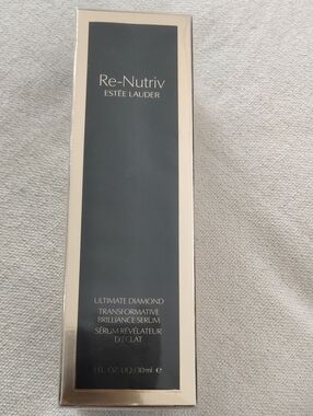 Estée Lauder Re-Nutriv Ultimate Diamond Brilliance Serum - Black & Gold Box